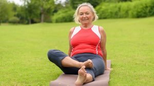 5 Ways Women Over 60 Can Maintain Healthy Joints and Overcome Arthritis