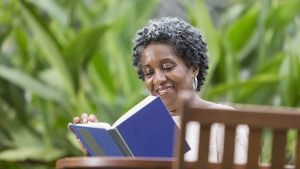 4 Ways That Reading Can Improve the Quality of Your Life After 60
