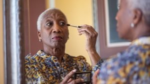 The Quickest, Easiest Makeup Routine for Older Women (VIDEO)