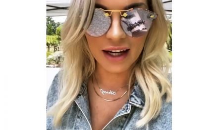 Lindsay Hubbard’s Gold Detail Aviator Sunglasses