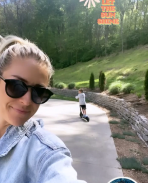 Kristin Cavallari’s Tortoise Sunglasses and White Dress