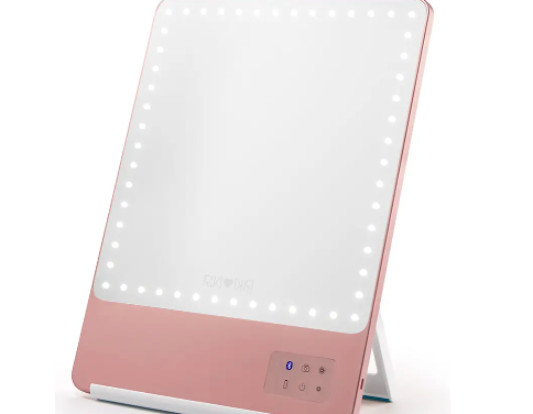 Beauty Pros’ Fave LED Makeup Mirror Is $80 Off During Nordstrom’s Big Blowout