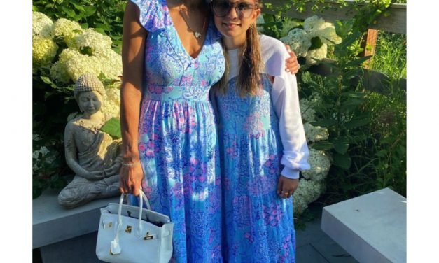 Bethenny Frankel and Bryn Hoppy’s Blue Printed Maxi Dresses