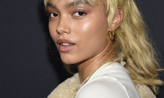 ‘Gossip Girl’ Star Whitney Peak Looks so Different with a Blonde Mullet