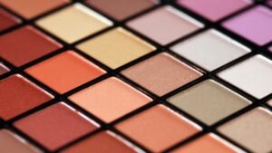 How to Create a Custom Eyeshadow Palette That’s Perfect for You