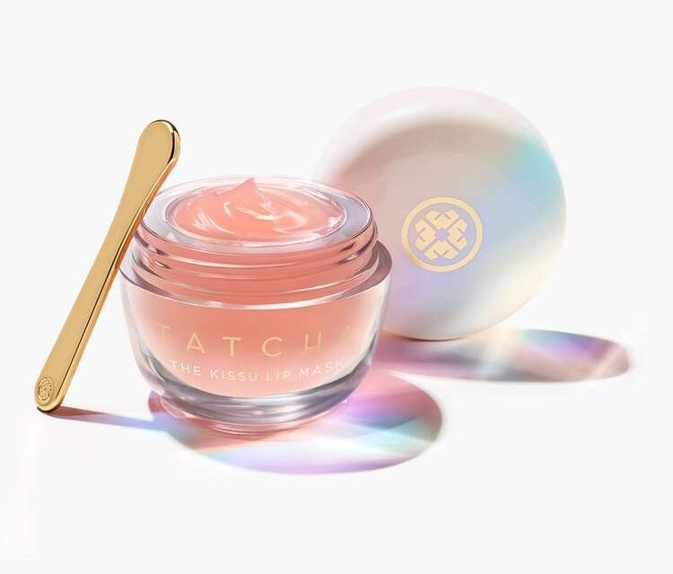 Jennifer Aniston’s Favorite Nourishing Lip Product Is 20% Off (& So Is Everything Else On Tatcha’s Site)