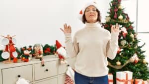 How to Maintain Your Exercise Routine (Even During the Holidays) + VIDEO
