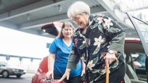 6 Transportation Aids That Seniors Should Know About