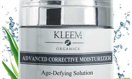 This $16 Fast-Acting Cream Transforms Aging Skin So Well, Shoppers Are Skipping Foundation