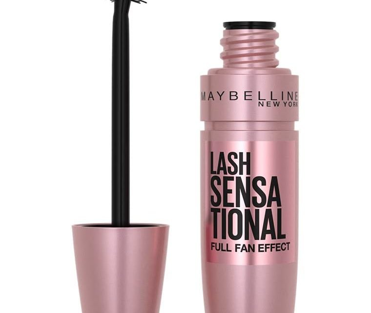 This Mascara Is So Volumizing, Reviewers Warn: ‘Don’t Get Lash Extensions Before You Try This’—Snag It on Sale