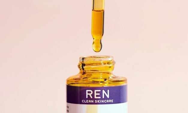 This ‘Liquid Gold’ Anti-Wrinkle Concentrate Makes Skin Look ‘Sooo Youthful’ & It’s Part of a Major Sale