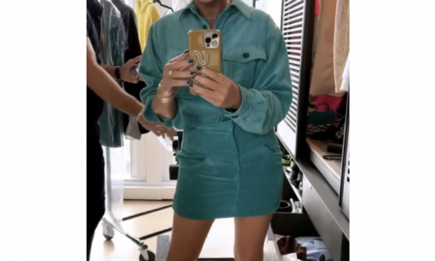 Caroline Stanbury’s Turquoise Corduroy Outfit