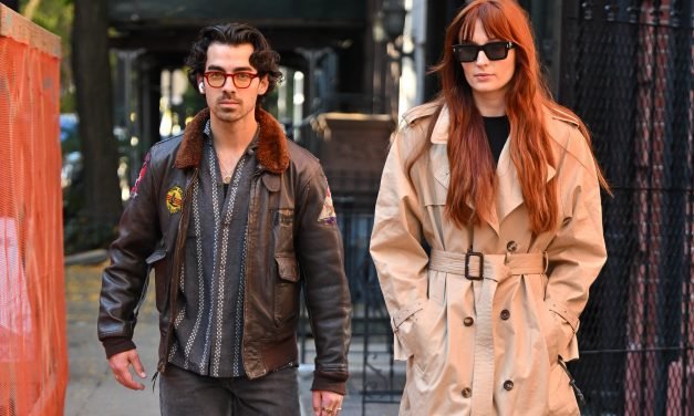 Sophie Turner’s Chic New Bangs Will Make You Want to Reach for the Scissors