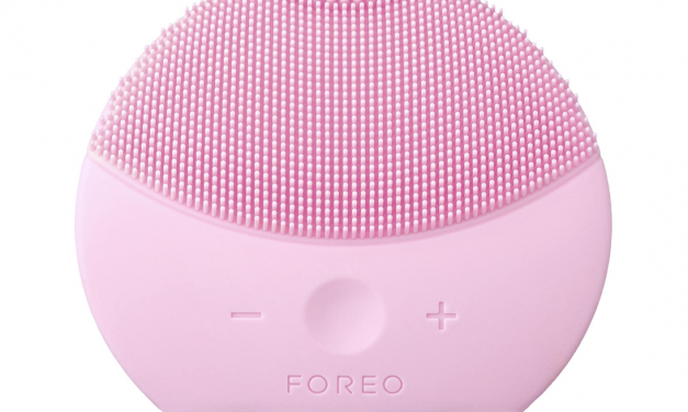 This Kim Kardashian & Victoria Beckham-Approved Exfoliator Is A Whopping 40% Off—But Not For Long