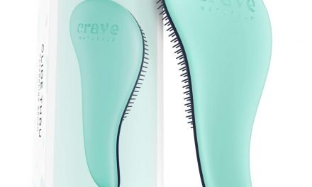 Shoppers Say This Detangling Brush Instantly Makes Their Hair ‘So Soft’—& It’s on Sale For $12