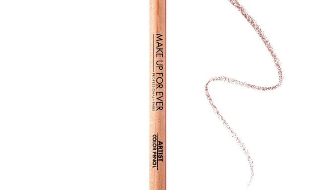 Hailey Bieber & Jennifer Lopez Swear By This $22 Hack For Crafting a Plump Pout