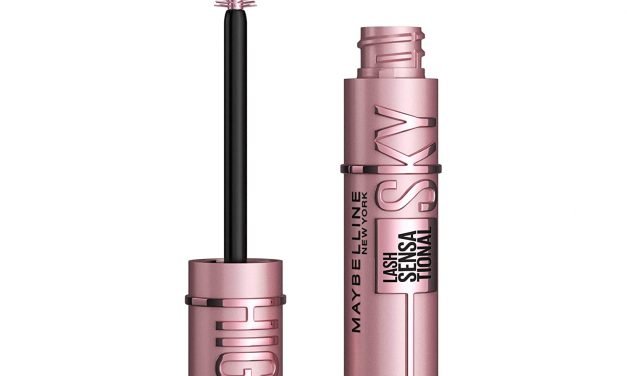 Maybelline’s TikTok-Viral Mascara Is Less Than $10 Right Now—& Shoppers Say It Mimics Lash Extensions
