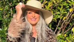 How to Create Your Own Fabulous Boho Chic Look at 60+
