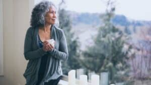 5 Benefits of Meditation in Midlife and Beyond