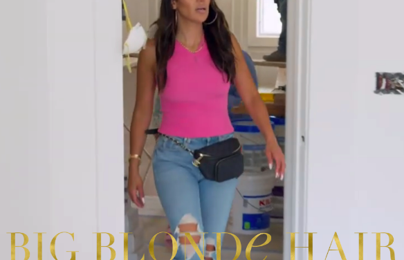 Melissa Gorga’s Pink Cross Front Top