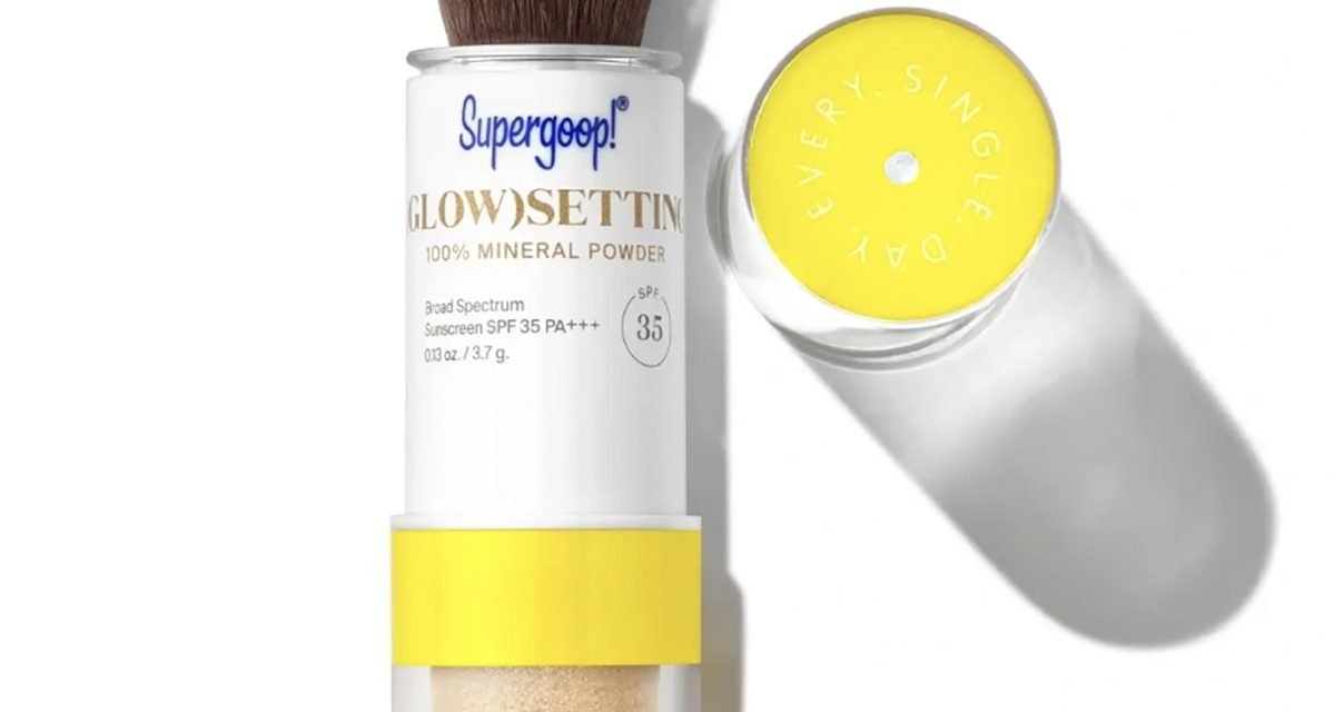 Supergoop! Launched a New 2-in-1 Illuminating Setting Powder With SPF, So Obviously We Had to Try It