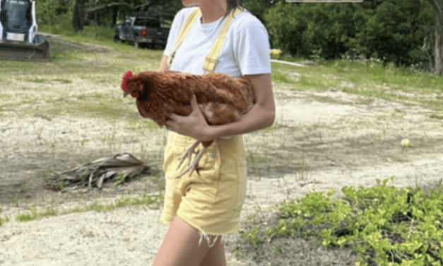 Naomie Olindo’s Yellow Overall Shorts