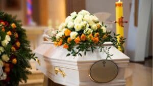 The Art of Personalizing Funerals: Creating a Meaningful Goodbye