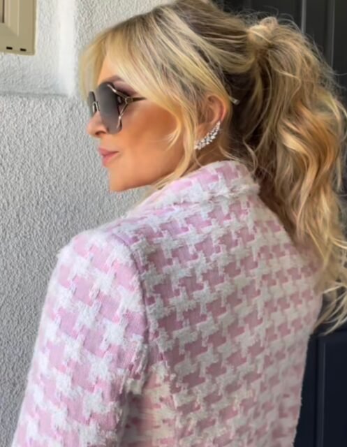 Tamra Judge’s Pink Tweed Houndstooth Blazer