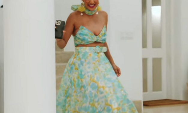 Jessel Taank’s Blue Floral Skirt Set
