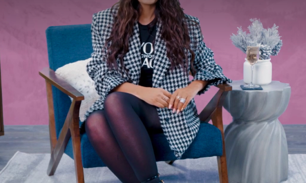 Lisa Barlow’s Black and White Houndstooth Blazer