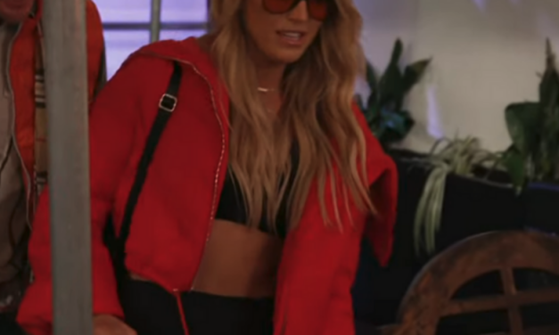 Olivia Flowers’ Orange Aviator Sunglasses