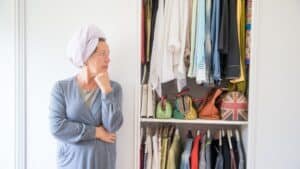 5 Things to Declutter from Your Wardrobe Today!