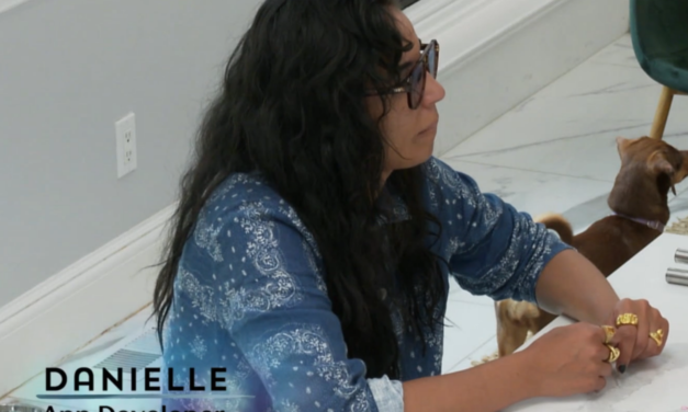 Danielle Olivera’s Blue Paisley Print Pajamas