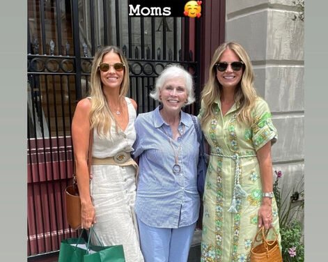 Cameran Eubanks’ Green Printed Shirt Dress